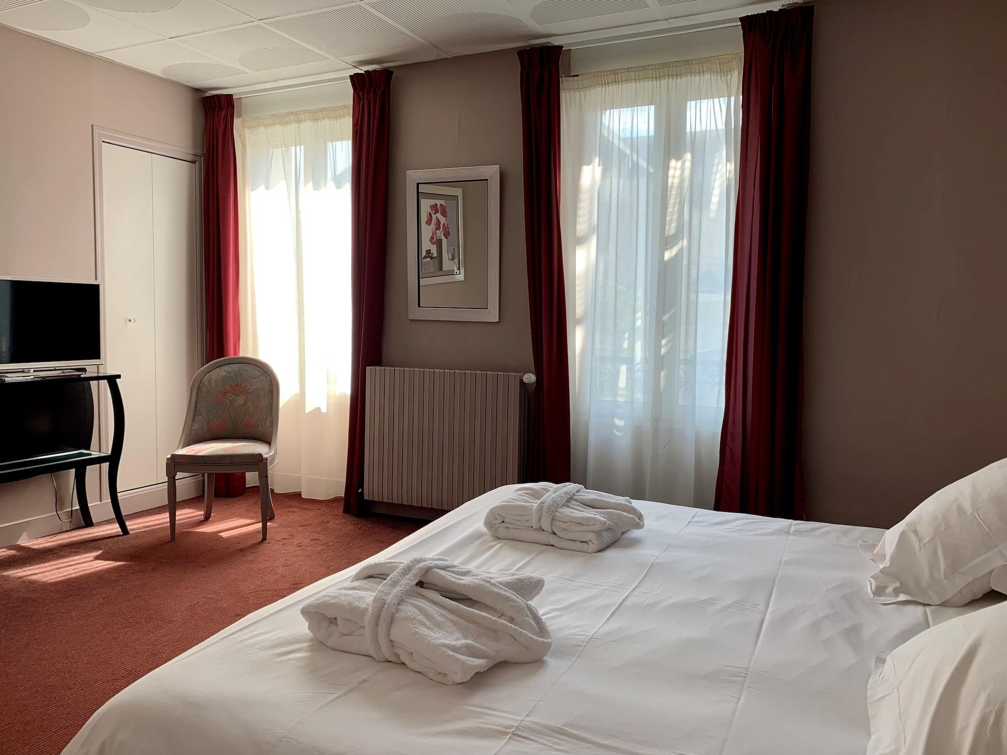 Grand Hotel De Courtoisville - Piscine & Spa, The Originals Relais Saint-Malo Buitenkant foto