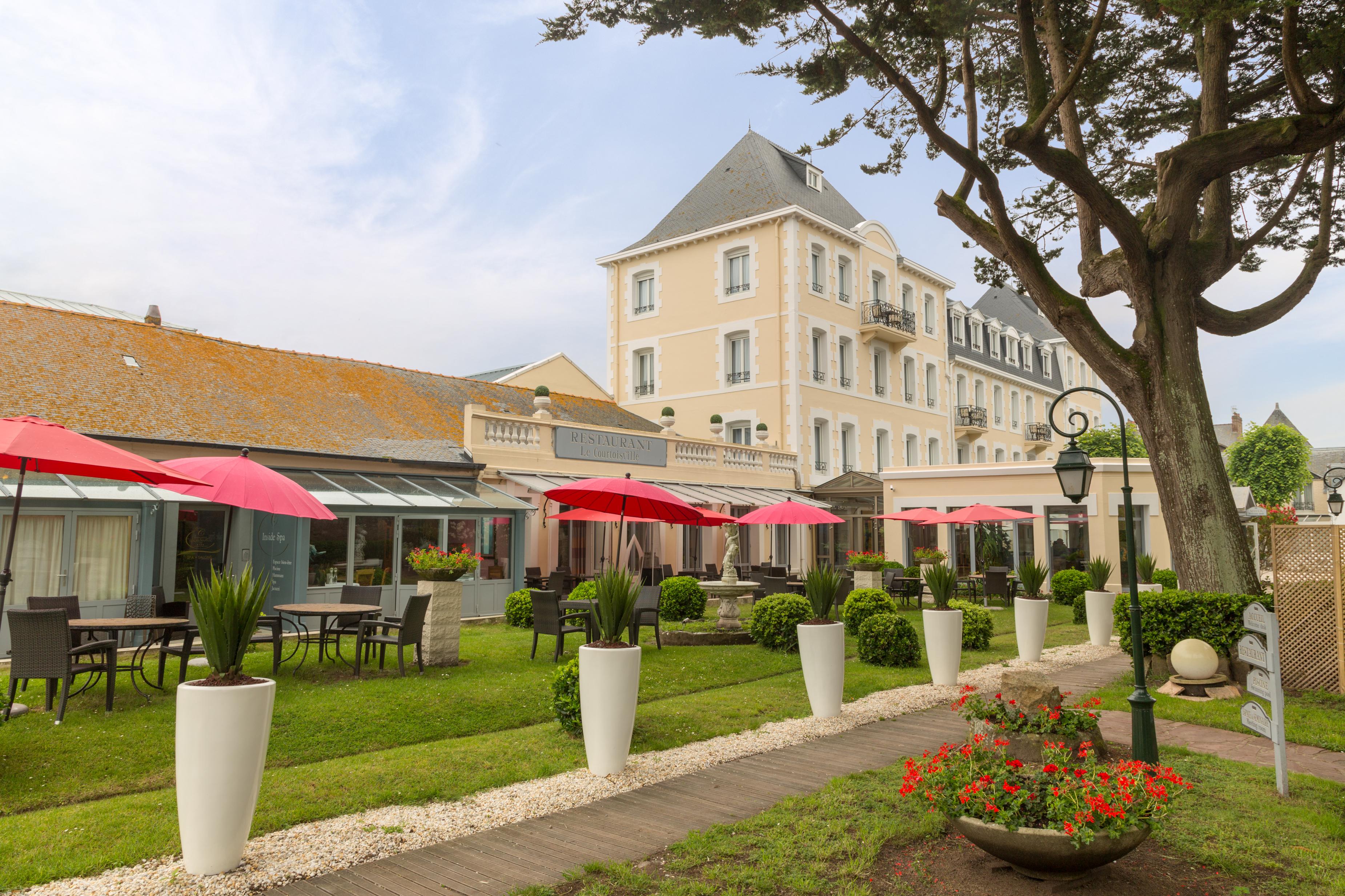 Grand Hotel De Courtoisville - Piscine & Spa, The Originals Relais Saint-Malo Buitenkant foto